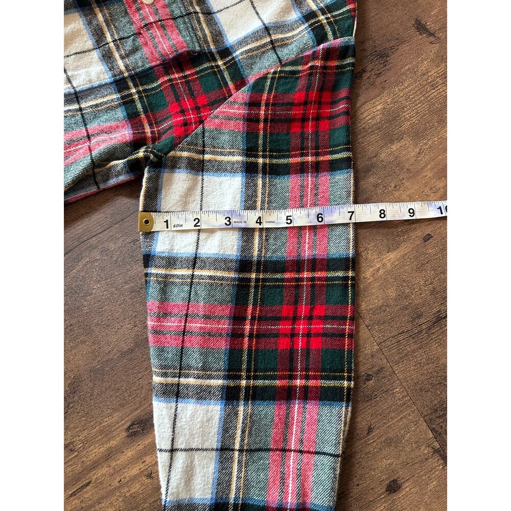 Women’s Medium Boyfriend Cut Cotton Winter Cream, Red, & Green Plaid Flannel - Picture 7 of 9